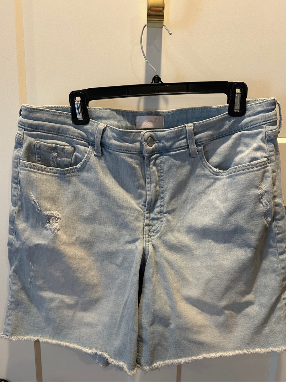 Light Blue Distressed Jean Shorts - Casual Mid-Rise